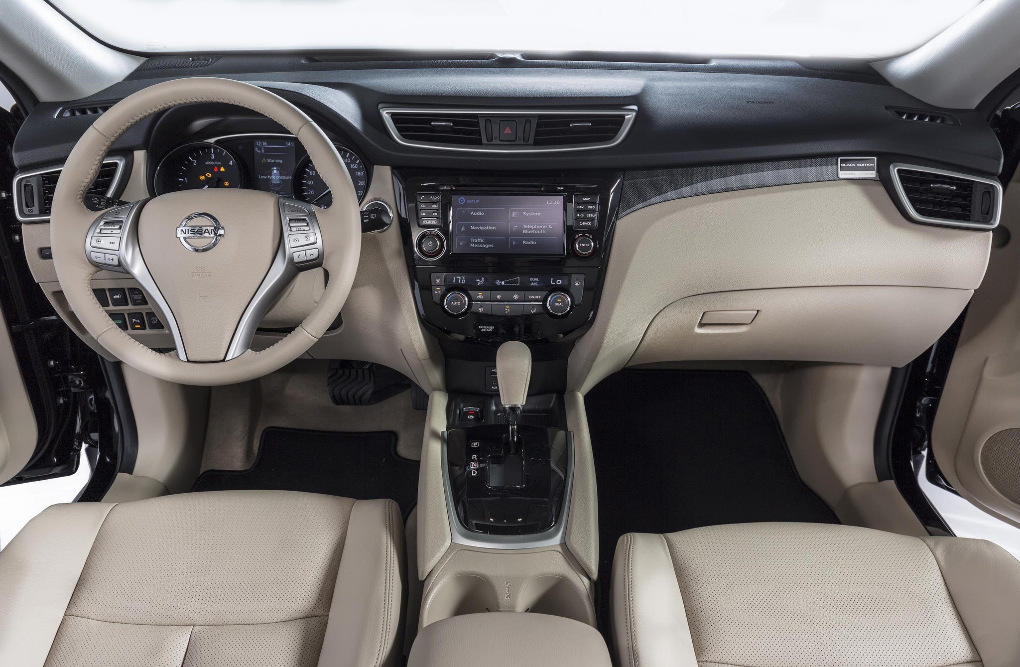 Nissan X-trail y Qashqai Black Edition: 300 unidades más equipadas 4