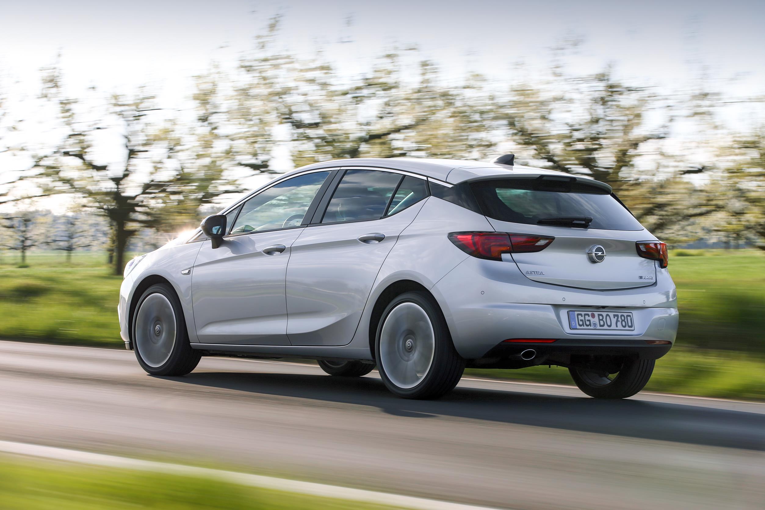 Llega el Opel Astra 1.6 Biturbo CDTI con 160 CV: Cuando prestaciones y ahorro se unen de la mano 2