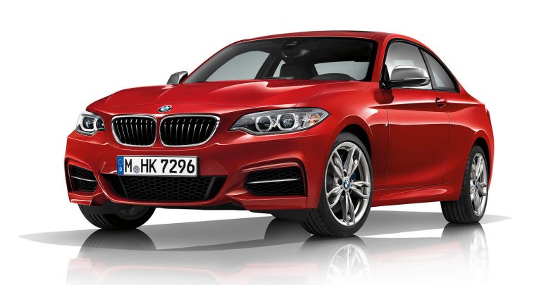 BMW lanza los M140i y M240i: Adiós a los M135i y M235i, ahora con 340 CV