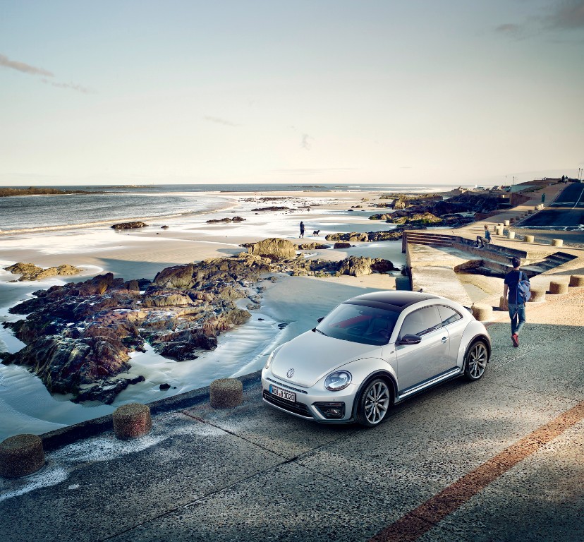 Volkswagen Beetle y Beetle Cabriolet 2017: Cambios estéticos para ganar presencia 5