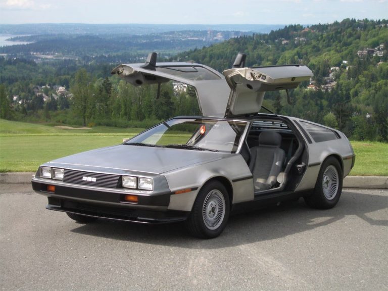 ¡Vuelve el DeLorean DMC-12! Ahora, con el doble de potencia