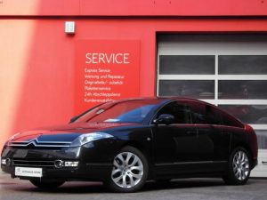¿Pagarías 149.900 euros por un Citroën C6?