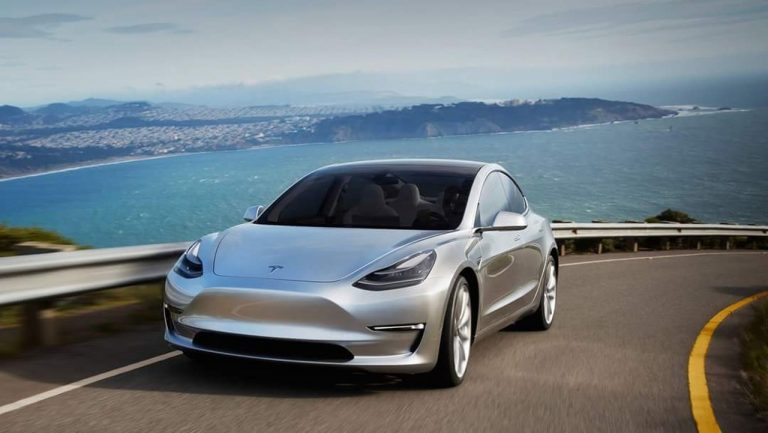 Nuevas fotos oficiales del Tesla Model 3, al natural