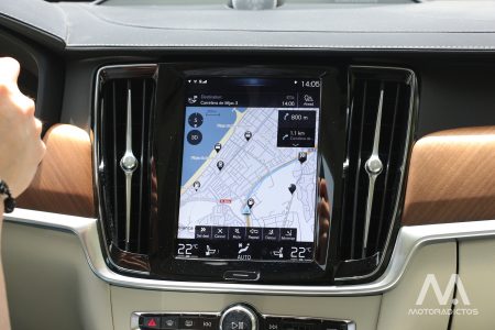 Prueba: Volvo S90 y V90, la ofensiva sueca del segmento E 6