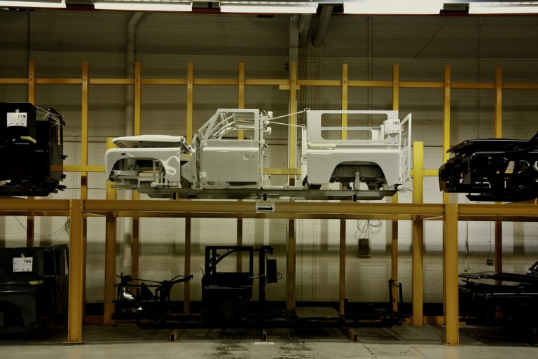 ¡Se acabó la ilusión! Land Rover anuncia que el extinto Defender no volverá a la vida