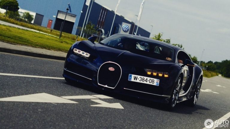 Así es el Bugatti Chiron muy de cerca, cazado en Alemania