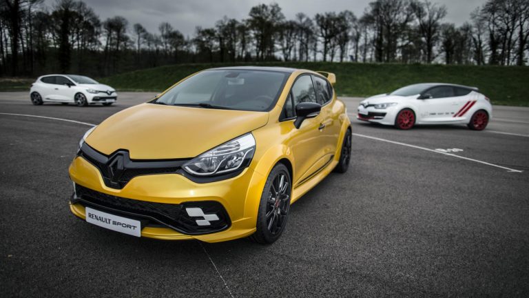 Renault podría producir una pequeña tirada de 500 unidades del Clio RS16 con 275 CV