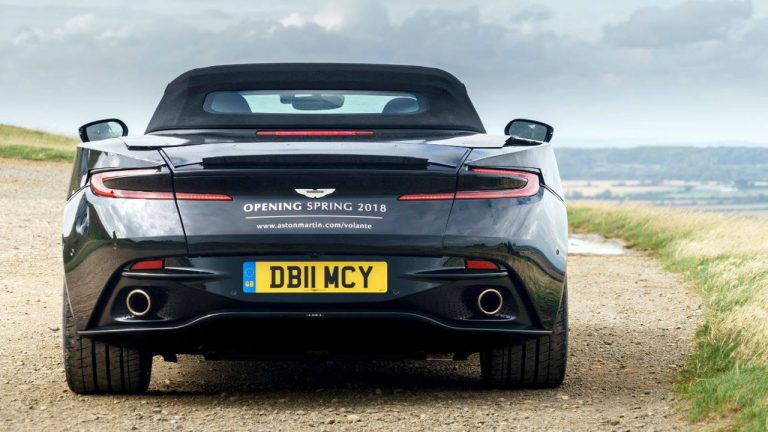 El Aston Martin DB11 Volante llegará a finales de 2017, nueva ainformación