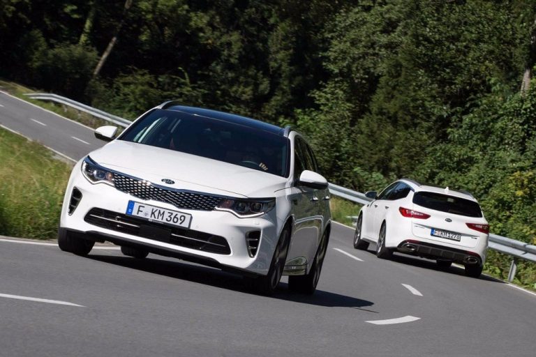 ¿Cómo es el KIA Optima GT con 245 CV de potencia? Te lo mostramos