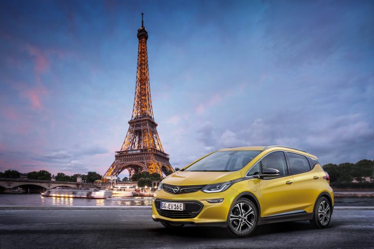 Opel Ampera-e: Con más de 500 kilómetros de autonomía, a Tesla se le complica el escenario