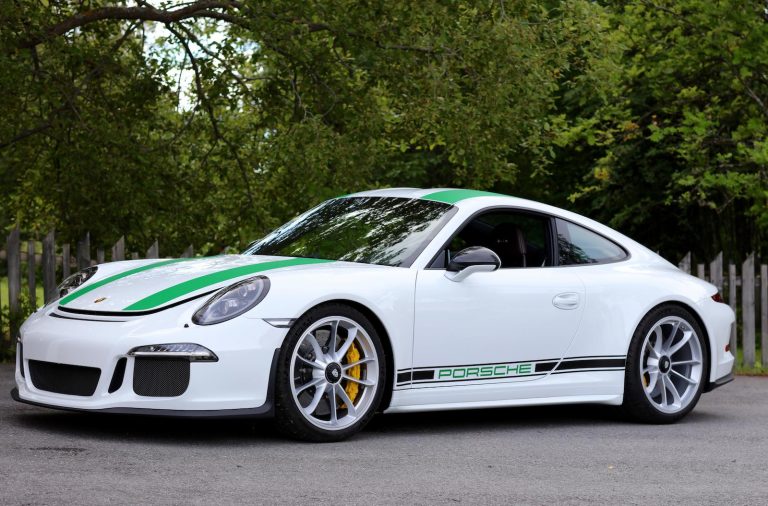 ¿Cuánto estarías dispuesto a pagar por un Porsche 911 R? Sale la primera subasta de una unidad
