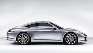 Porsche pone al 911 híbrido en pausa: El Mission E necesita toda su atención