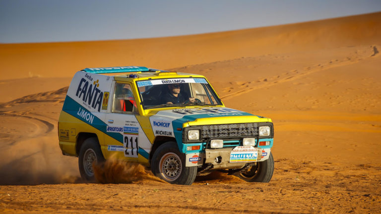 Así es el impresionante Nissan Patrol del Dakar restaurado por ingenieros españoles