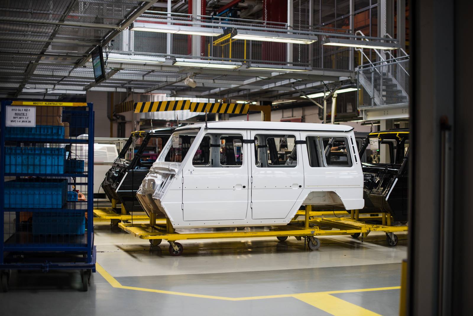 mercedes-benz-g-class-factory-1