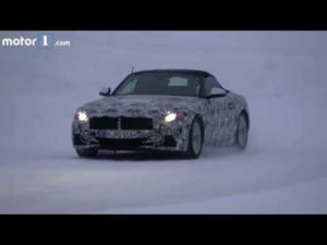 Vídeo: BMW Z5, diversión y pruebas en la nieve