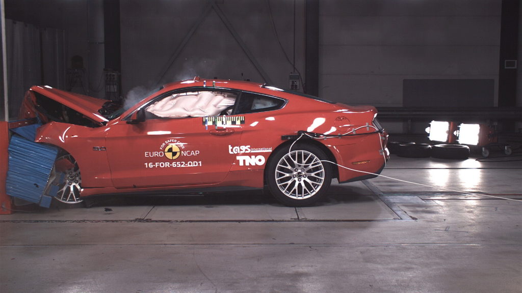 El nuevo Ford Mustang se la pega en las pruebas EuroNCAP: Ha obtenido sólo 2 estrellas, ¿por qué?