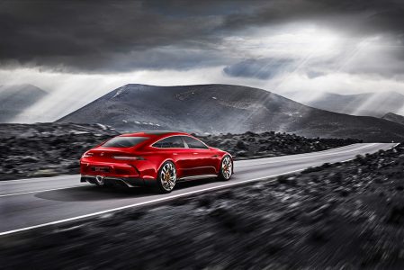 oficial-mercedes-amg-gt-concept-berlina-y-deportivo-van-de-la-mano-12