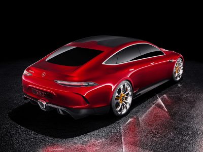oficial-mercedes-amg-gt-concept-berlina-y-deportivo-van-de-la-mano-14
