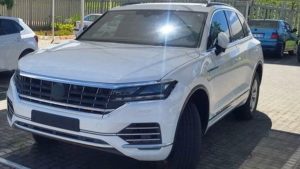 ¡Al descubierto! Así será el nuevo Volkswagen Touareg, cazado sin camuflaje