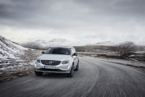 El Volvo XC60 de Polestar recibe una pequeña inyección de potencia hasta los 421 CV