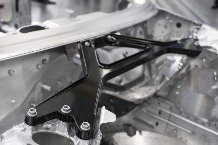 Magnesium strut brace of the next Audi A8