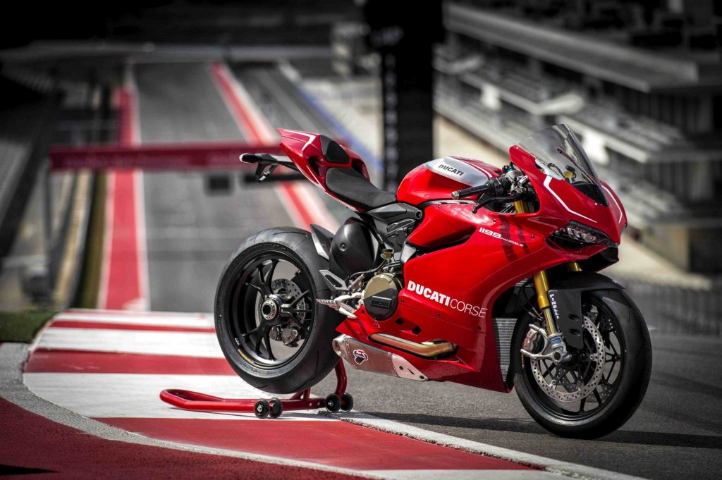 A Ducati le empiezan a salir varios novios, ¿quién se llevará el gato al agua?