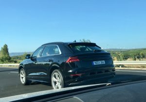 ¡Cazado! Así es el Audi Q8 casi sin camuflaje