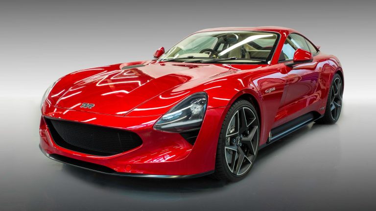 El debut del TVR Griffith se retrasa: no lo veremos hasta finales de 2019