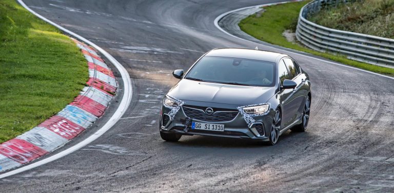 La magia de la evolución: El Opel Insignia GSI de es 12 segundos más rápido que el anterior Insignia OPC… ¡con 65 CV menos!