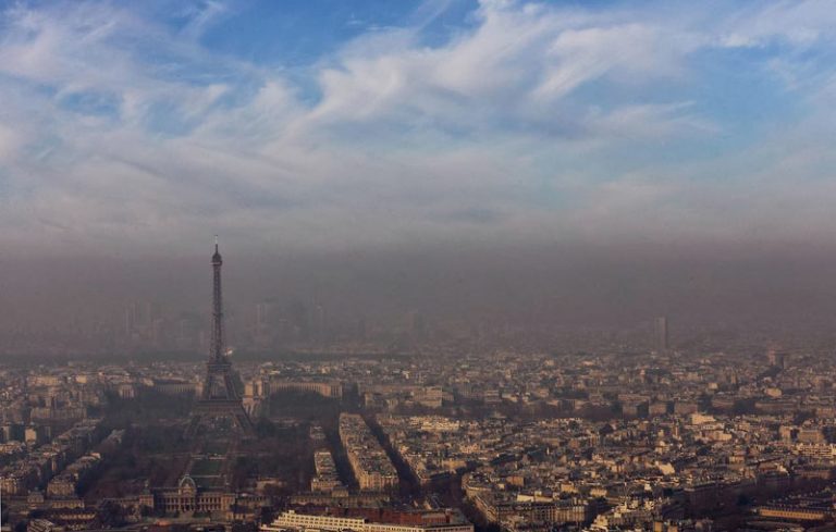 París quiere prohibir los vehículos diésel y gasolina en sus calles para el año 2030