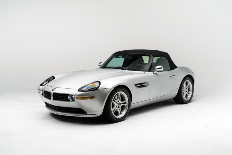 Ahora puedes hacerte con el BMW Z8 de Steve Jobs… pero necesitarás más de 300.000 euros