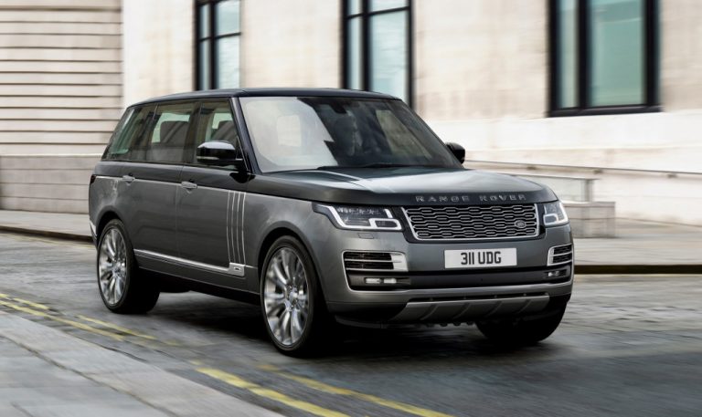 Range Rover SVAutobiography LWB 2018: Poniéndole las cosas difíciles al Bentley Bentayga