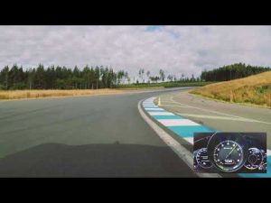 Vídeo: así vuela el Porsche Panamera Turbo S E-Hybrid en Vancouver