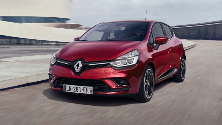 Las ventas de coches crecen en Octubre un 13,7%: El mercado avanza imparable frente al conflicto político