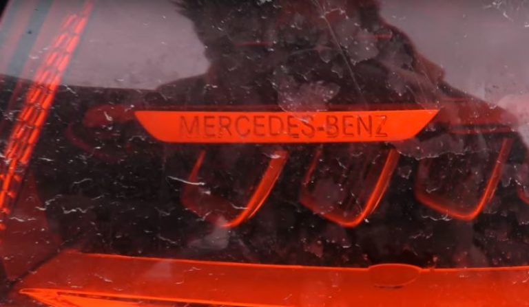 ¡Brutal! El nuevo Mercedes Clase A tendrá el logotipo en los faros traseros