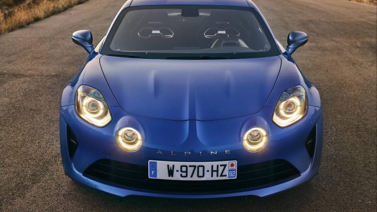 El crossover deportivo de Alpine toma forma: directo a lo más alto
