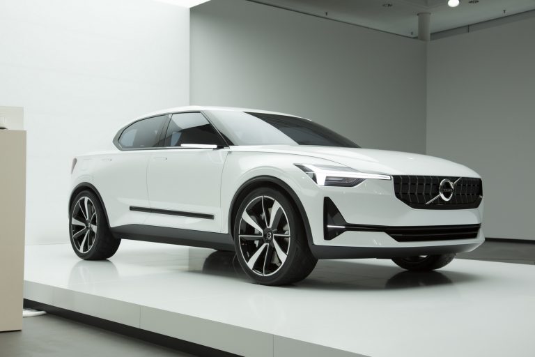 El primer eléctrico de Volvo toma forma: gran autonomía y aspecto de b-SUV
