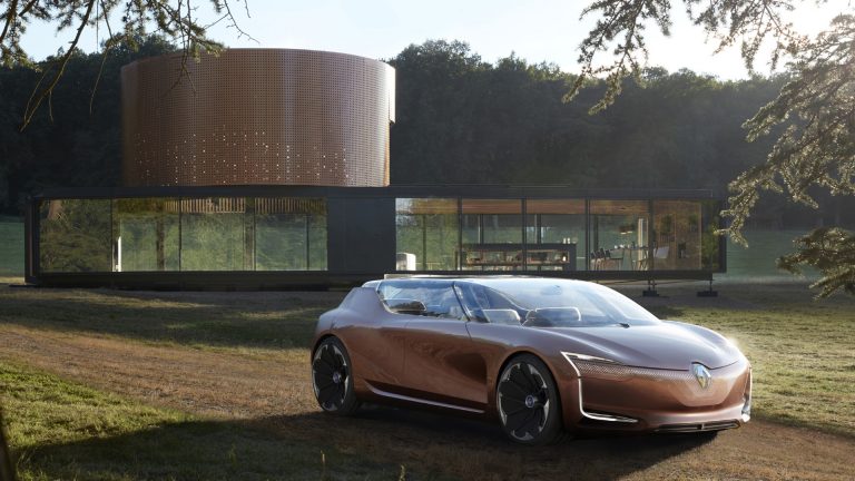 El primer coche autónomo de Renault llegará en el año 2023