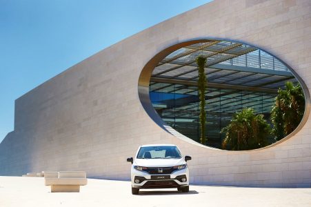 HONDA REVEALS FRESH LOOK AND NEW ENGINE OPTION FOR JAZZ SUPERMINI