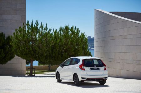 HONDA REVEALS FRESH LOOK AND NEW ENGINE OPTION FOR JAZZ SUPERMINI