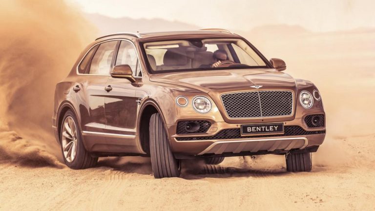A por el Range Rover Sport: Bentley quiere hacer la subida al Pikes Peak con un Bentayga W12 Biturbo