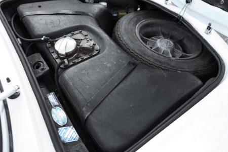 este-espectacular-alpine-a110-1600-s-de-competicion-puede-ser-tuyo-16