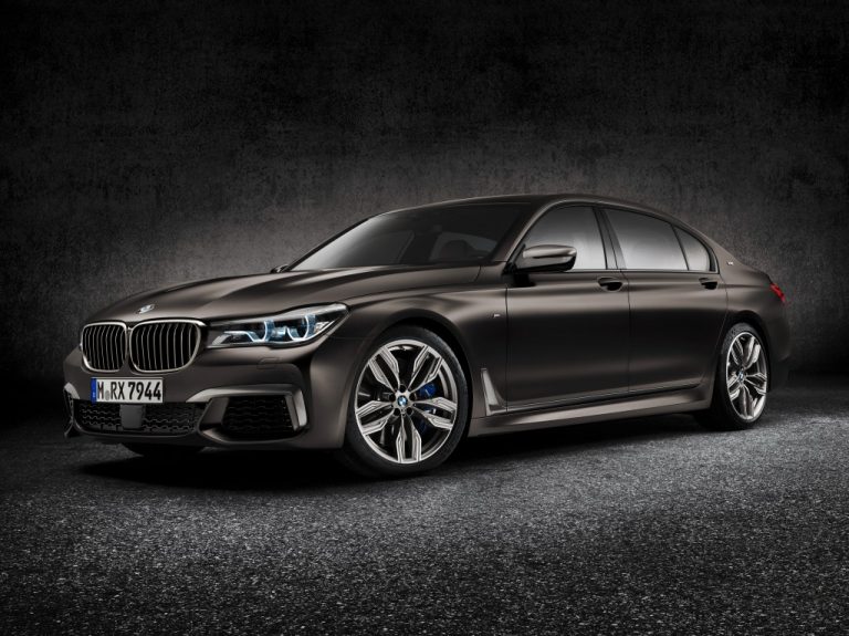 El BMW M760Li xDrive abandonaría el mercado el próximo año: ¿Por qué?