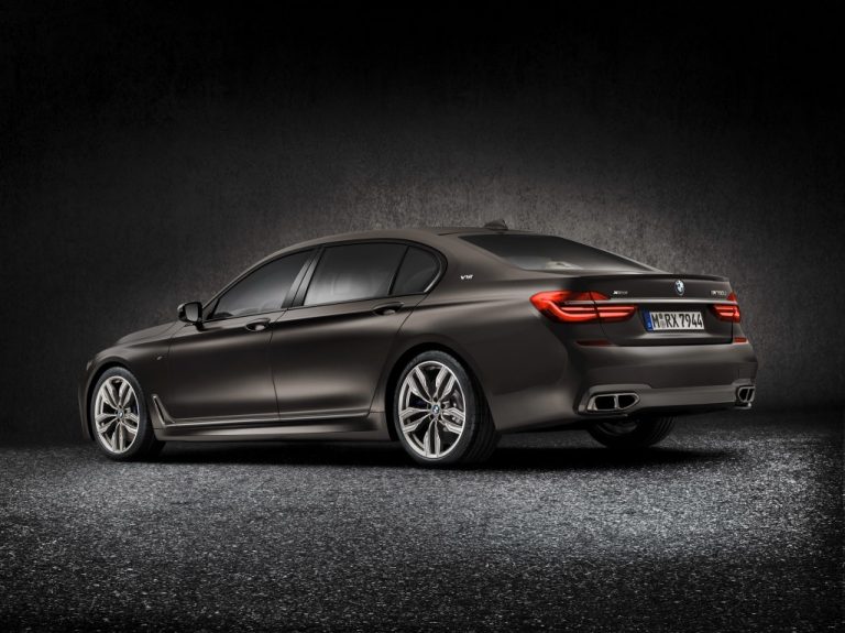 El BMW M7 continúa adelante, ¿solo cuestión de tiempo?