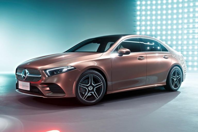El Mercedes Clase A L Sport Sedán ya es oficial… pero no lo esperes por aquí