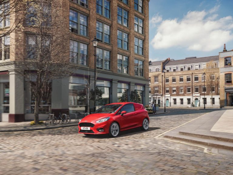 Ford Fiesta Sport Van 2018: ¿El vehículo más molón de reparto?
