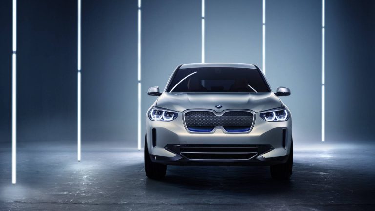 Más datos del BMW iX3: propulsión y 400 kilómetros de autonomía