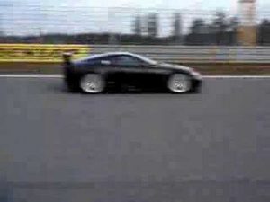 El Lexus LF-A de competición se deja escuchar