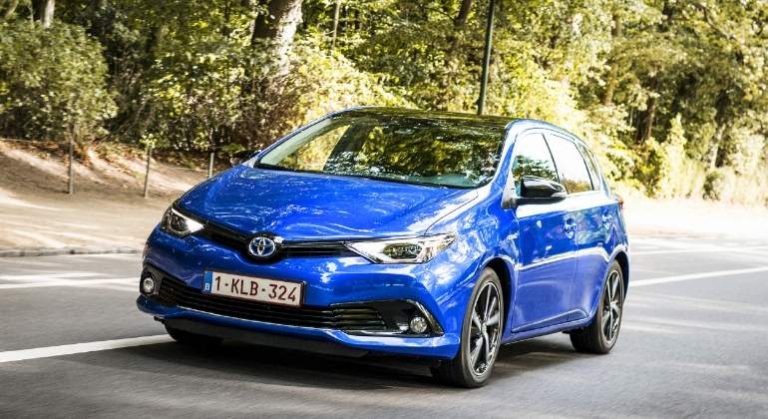 Adiós a los motores diésel y gasolina: El Toyota Auris 2019 pasa a ser sólo híbrido