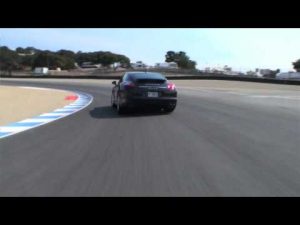 Vuelta rápida del Porsche Panamera en Laguna Seca